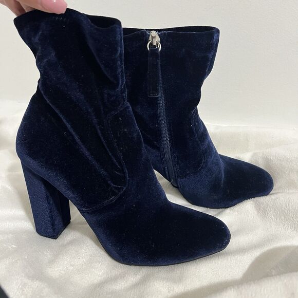 Steve Madden EDIT Ankle Boots Sz 8 Blue Velvet Side Zip Block Heel Party Y2K - Picture 2 of 9